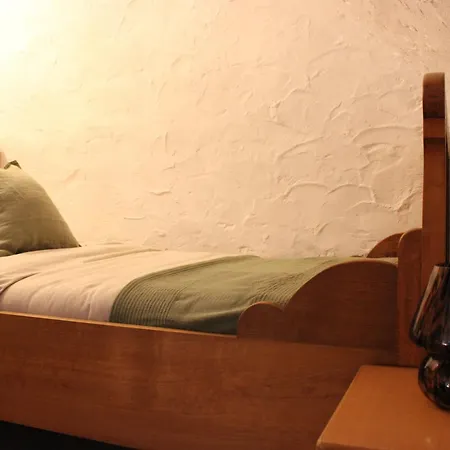 Huttenschloss 아파트